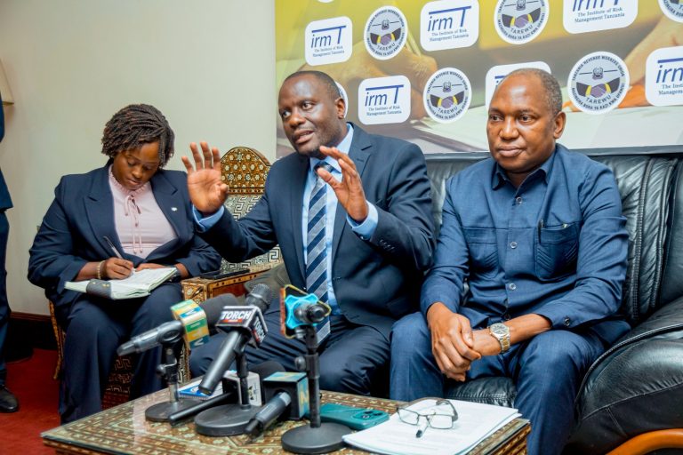 TAREWU NA IRMT WASAINI HATI YA MAKUBALIANO KUIMARISHA UWEZO WA WAFANYAKAZI