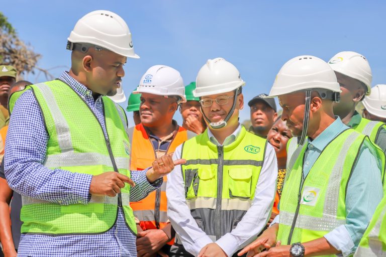 WAZIRI NDEJEMBI ATOA MAELEKEZO MAZITO UTEKELEZAJI WA MRADI MALAGARASI MW 49.5 KIGOMA