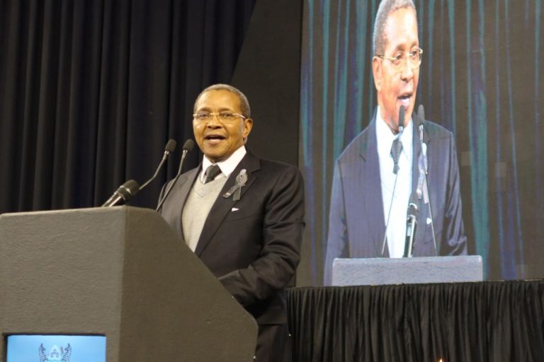 RAIS MSTAAFU KIKWETE ASHIRIKI MAZISHI YA KITAIFA YA RAIS MSTAAFU MOGAE WA BOTSWANA, AKIMWAKILISHA MHESHIMIWA RAIS SAMIA