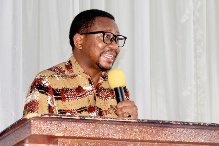 MABADILIKO YA TEKNOLOJIA YASIWAACHE VIONGOZI NYUMA