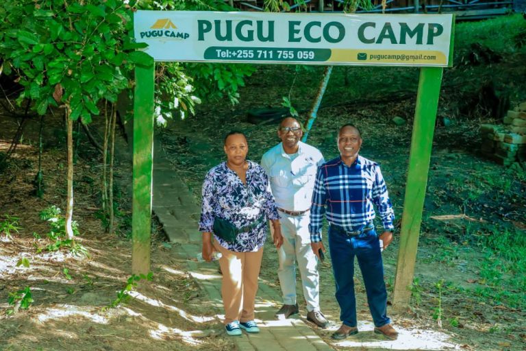 MRADI WA BUREFOBI WACHOCHEA UTALII IKOLOJIA KATIKA HIFADHI YA MISITU PUGU KAZIMZUMBWI 