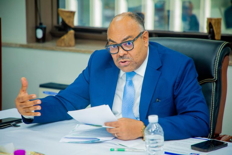 WAZIRI KOMBO AKUTANA NA JUMUIYA YA DIASPORA YA TANZANIA NCHINI KOREA 