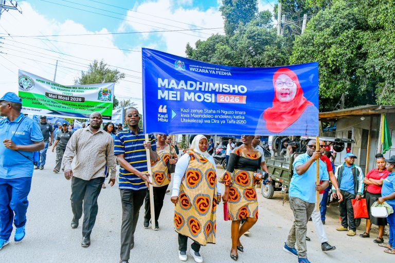 WATUMISHI WA WIZARA YA FEDHA WASHIRIKI MEIMOSI DODOMA.