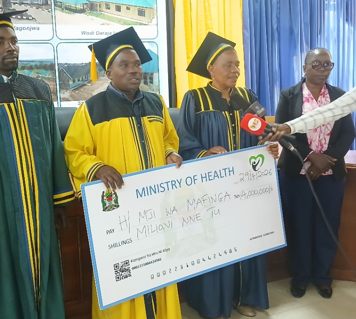 BARAZA LA MADIWANI MAFINGA LALIA NA MIUNDOMBINU YA BARABARA, MAJI NA UMEME