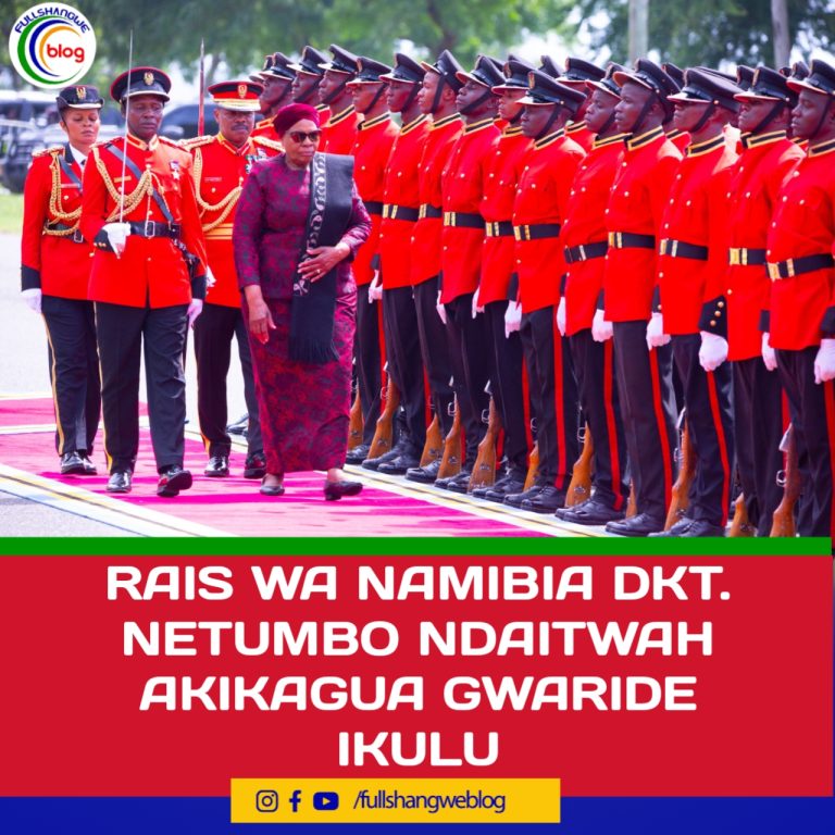 RAIS WA NAMIBIA DKT. NETUMBO NDAITWAH AKIKAGUA GWARIDE IKULU