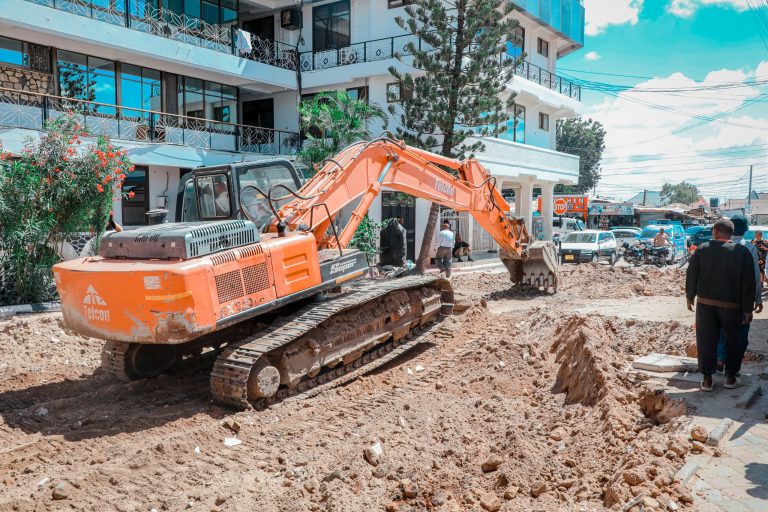 JIJI LA DODOMA LAENDELEA KUIMARISHA MIUNDOMBINU YA BARABARA