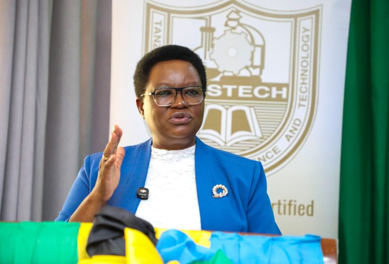 PROF. NOMBO: WANAWAKE NA VIJANA WAZIDI KUPEWA NAFASI KATIKA SAYANSI NA UBUNIFU