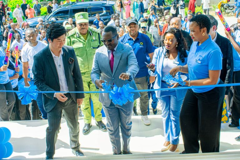 IRINGA YAZIDI KUVUTIA UWEKEZAJI, RC KHERI JAMES AWAKARIBISHA WAWEKEZAJI AKIZINDUA IRINGA SHOPPING MALL