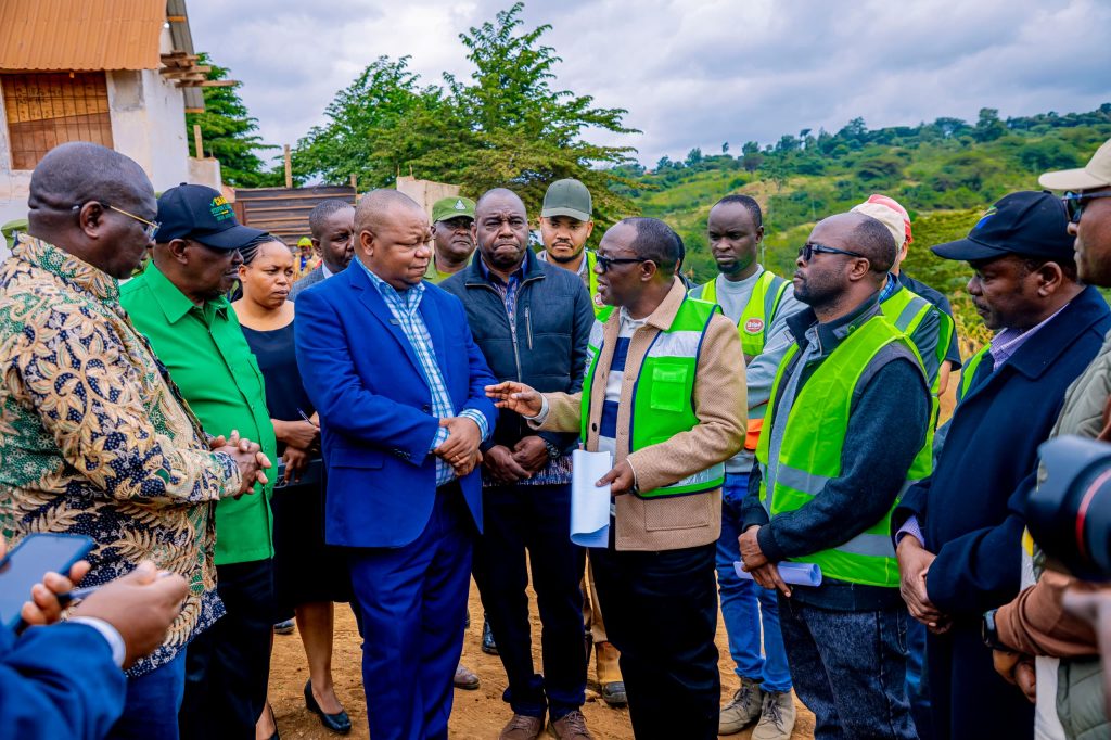 WAZIRI SHEMDOE AAGIZA UJENZI WA BARABARA ZA AFCON KUJENGWA USIKU NA MCHANA