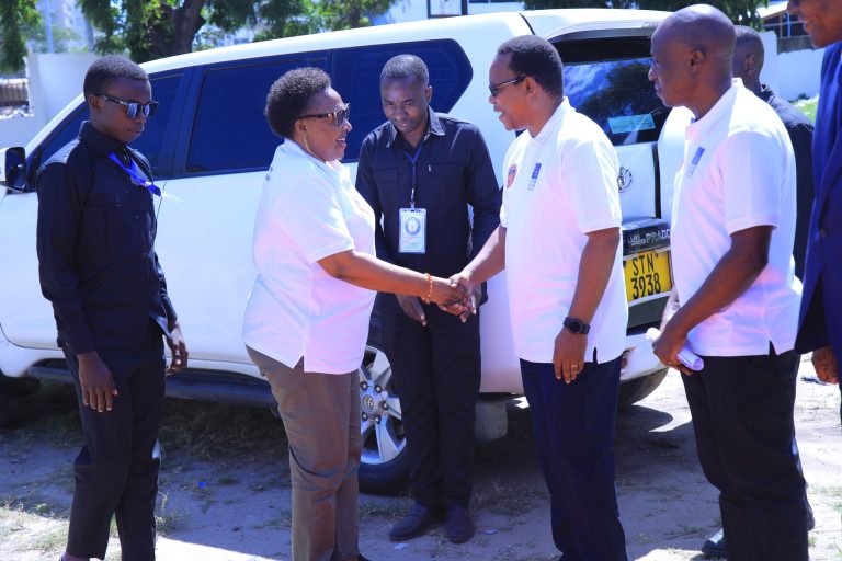SERIKALI YAWAENZI WACHANGIA DAMU, YASISITIZA UCHANGIAJI WA HIARI KUOKOA MAISHA