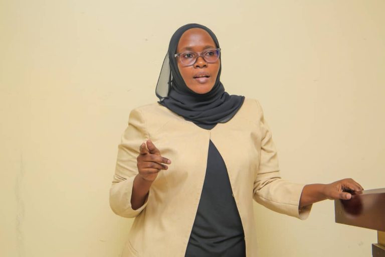 ‎TARURA YAFUNGUA FURSA ZA AJIRA KUPITIA VIKUNDI VYA KIJAMII VYA MATENGENEZO YA BARABARA