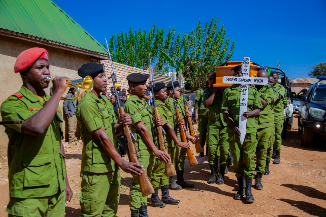 KAMANDA SENGA ASHUKURU USHIRIKIANO WA WANANCHI KATIKA MSIBA WA EX-SAJENTI YESAYA.