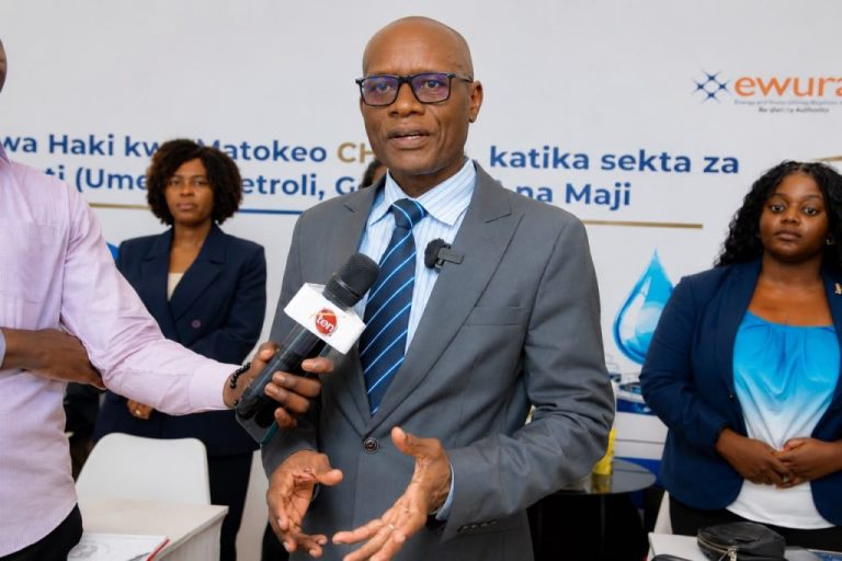 MAELFU YA WANANCHI WANUFAIKA NA ELIMU YA EWURA WIKI YA UTUMISHI WA UMMA 