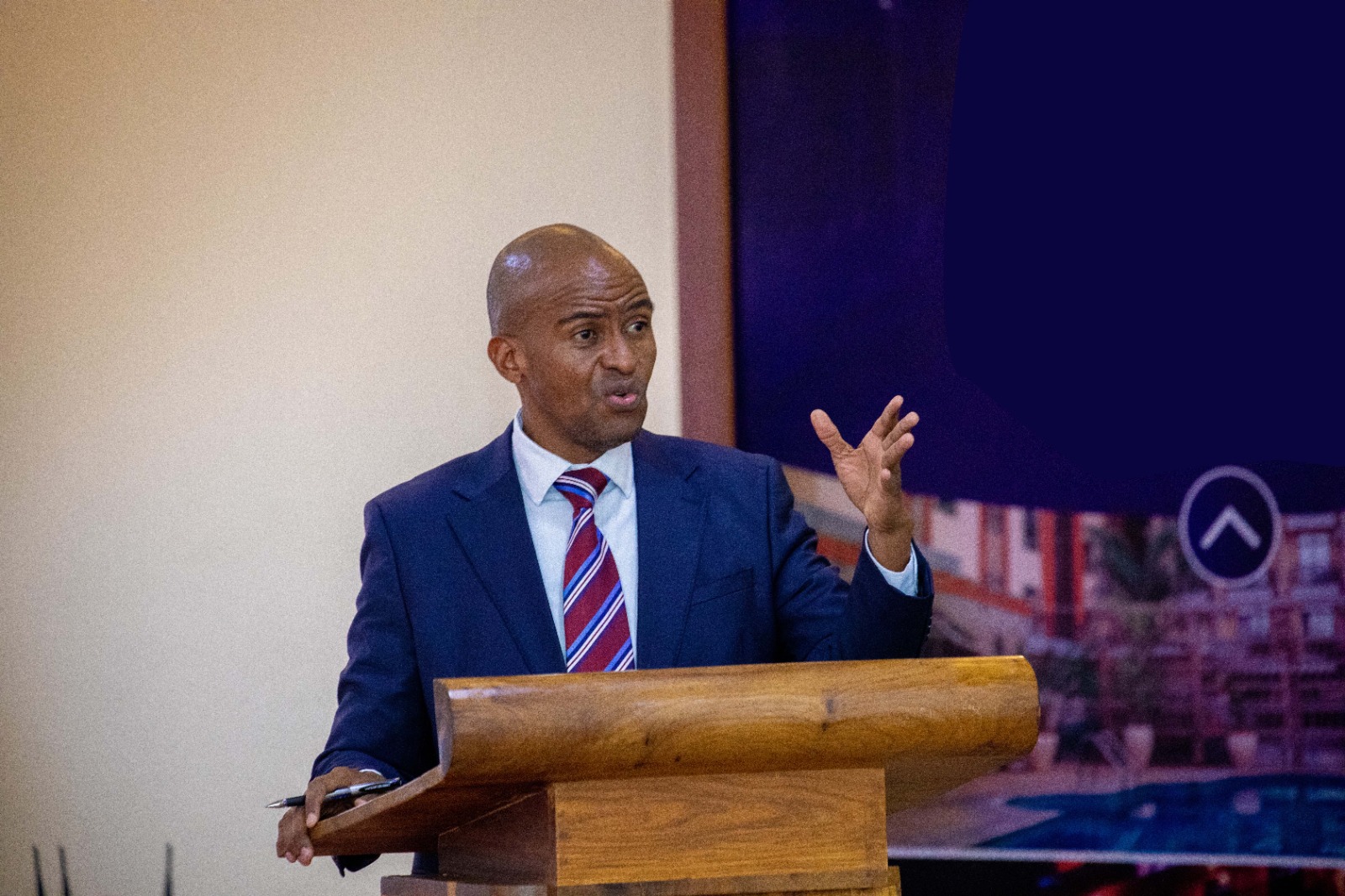 MD TWANGE ATOA RAI KWA MAMENEJA TANESCO KUONGEZA KASI YA KUPAMBANA NA WIZI WA MIUNDOMBINU YA UMEME