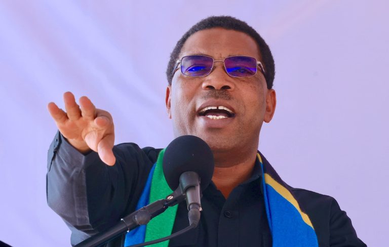 DKT. MWIGULU: SERIKALI YAHAKIKISHA UTEKELEZAJI WA MIRADI YA MAENDELEO SINGIDA