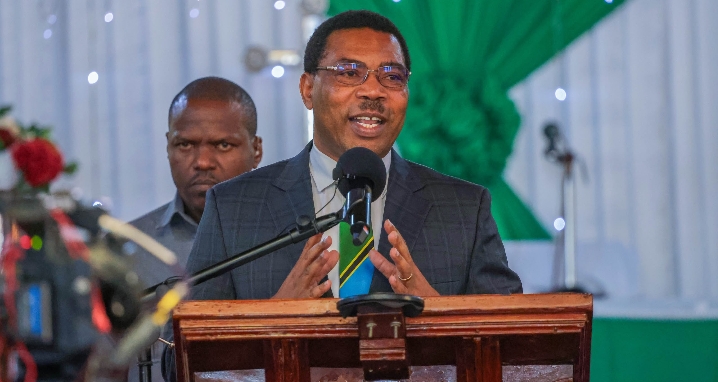 WAZIRI MKUU AWASISITIZA WATANZANIA KUWAHUDUMIA WENYE MAHITAJI