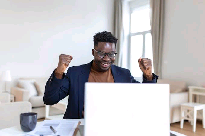 NILIVYOPANDISHWA CHEO KAZINI BAADA YA MIAKA YA KUFANYA KAZI KWA BIDII HUKU WENGINE WAKIMTANGULIA 