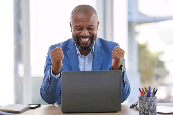 NILIKAA MIAKA MINNE BILA KUPANDISHWA CHEO, LAKINI UAMUZI MMOJA ILIBADILISHA KAZI YANGU KABISA