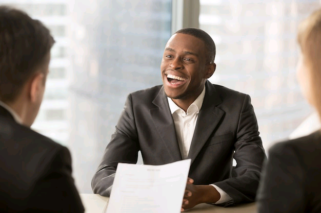 NILIVYOPATA KAZI NILIYOKUWA NIKIOMBA BAADA YA MIAKA YA KUTUMWA KUTOKA INTERVIEW MOJA HADI NYINGINE