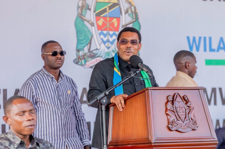 WAZIRI MKUU: HALMASHAURI KUTENGA ASILIMIA TANO YA MAPATO YA NDANI KUJENGA MIUNDOMBINU YA BIASHARA