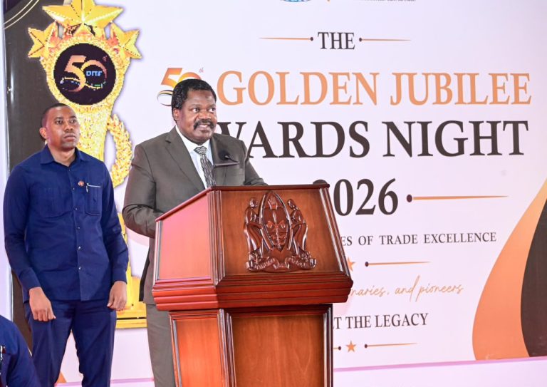 MAKAMU WA RAIS ASHIRIKI HAFLA YA TUZO ZA JUBILEI YA MIAKA 50 YA MAONESHO YA SABASABA