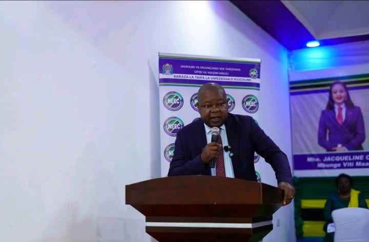 PROF. SHEMDOE AHIMIZA UTOAJI WA MIKOPO YA ASILIMIA 10 KWA USAWA