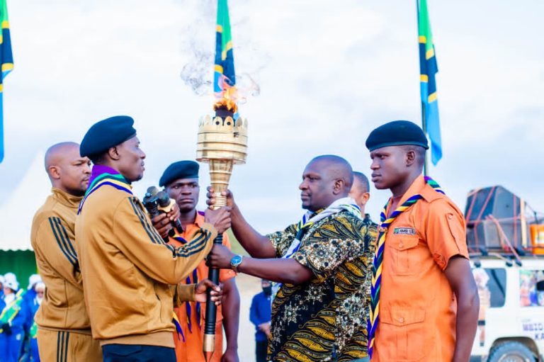 MWENGE WATEMBELEA MIRADI SABA SIMANJIRO YA THAMANI YA BILIONI 57.2 