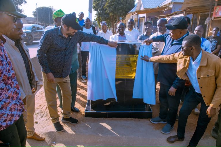 PROF. SHEMDOE: SERIKALI IMEWEKEZA BILIONI 2.8  KUBORESHA AFYA, BARABARA, ELIMU YA AMALI GAIRO