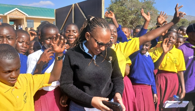 JENGO LA MAMA NA MTOTO LATAJIWA KUPUNGUZA VIFO VYA UZAZI, RC KHERI JAMES ASIFIA HUDUMA ZA AFYA IRINGA