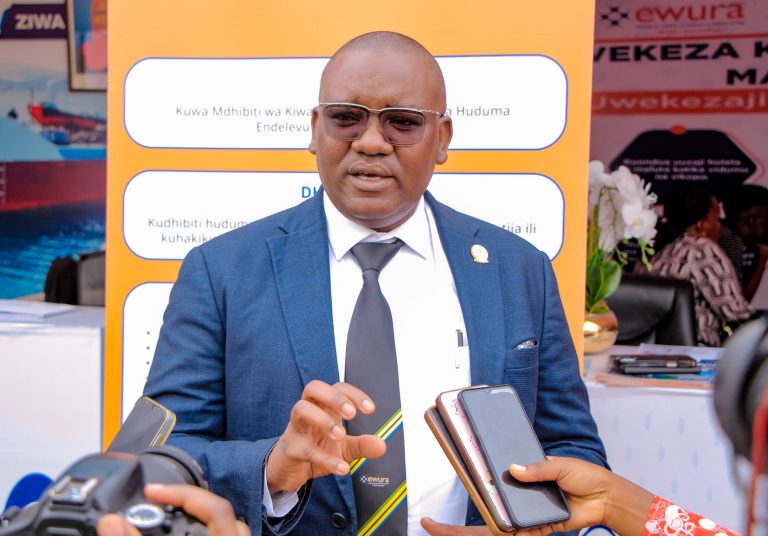 EWURA YAWAHAMASISHA WAWEKEZAJI KUJENGA VITUO VIJIJINI,GHARAMA ZA LESENI ZAPUNGUZWA