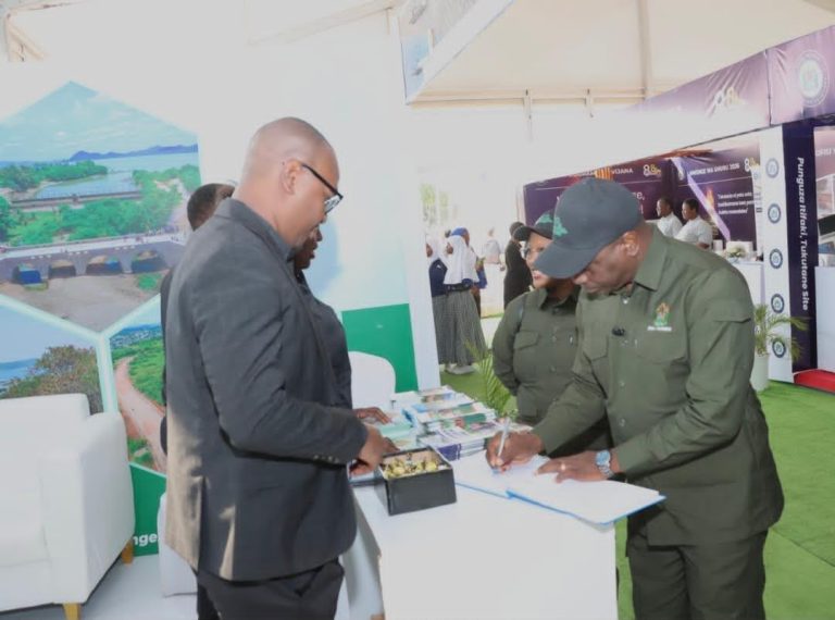 MTWALE AITAKA TARURA IENDELEE KUTOA TABASAMU KWA WANANCHI KUPITIA BARABARA BORA
