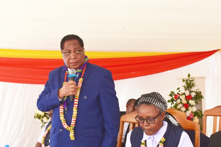 WAZAZI WATAKIWA KUTOKUACHA MALEZI YA WATOTO MIKONONI MWA WALIMU