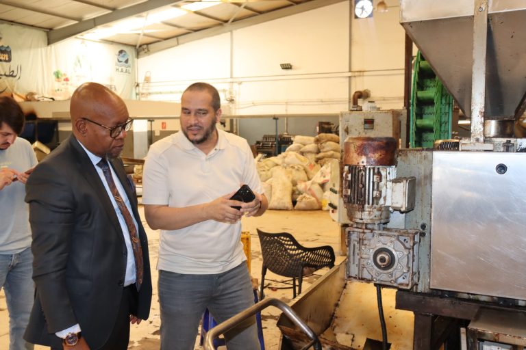 KAMPUNI YA ALGERIA KUWEKEZA VIWANDA VYA KOROSHO TANZANIA 