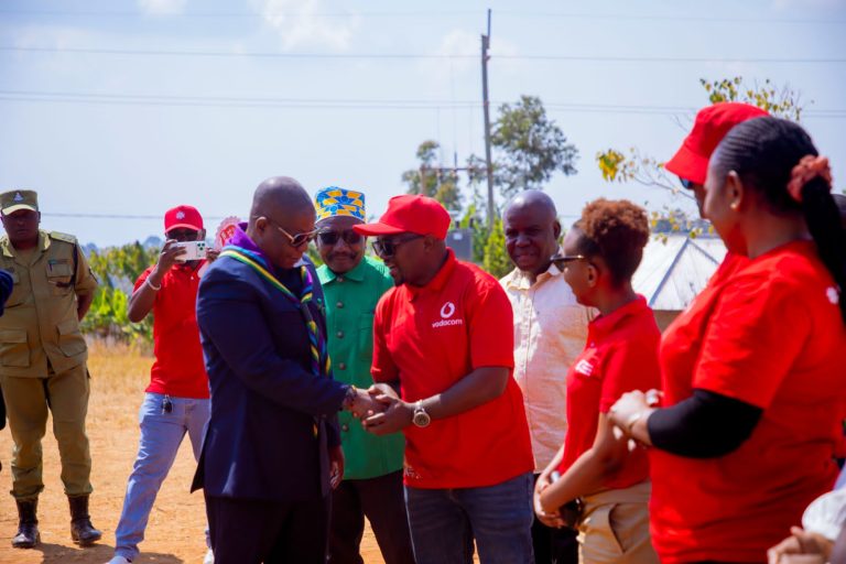 VODACOM TANZANIA YAKABIDHI MADARASA MAWILI SHULE YA MSINGI MAHILO RUVUMA