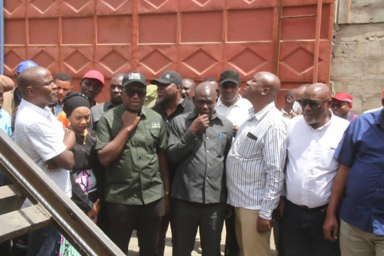 WAZIRI MAVUNDE AINGILIA KATI CHANGAMOTO YA UMEME MIRERANI 