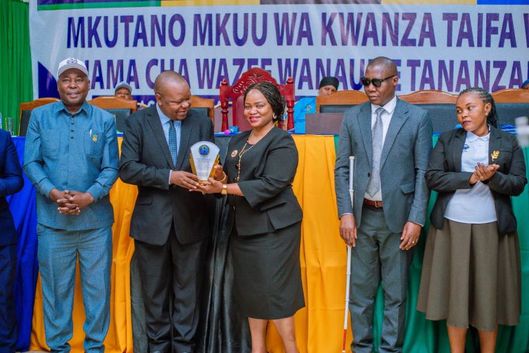 CHAMA CHA WAZEE NGUZO YA MALEZI, UPATANISHI, UTUNZAJI MAADILI YA KIJAMII