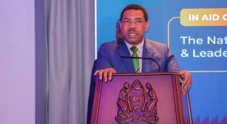 DKT. MWIGULU AONGOZA HARAMBEE YA MAOMBI YA KITAIFA, ACHANGISHA MILIONI 700