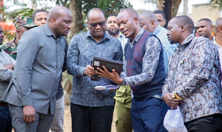 WAZIRI WA ARDHI DKT AKWILAPO AINGIA ‘SITE’ KUTAFUTA SULUHU YA MIGOGORO YA ARDHI MKOANI TANGA