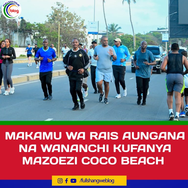 MAKAMU WA RAIS AUNGANA NA WANANCHI KUFANYA MAZOEZI COCO BEACH