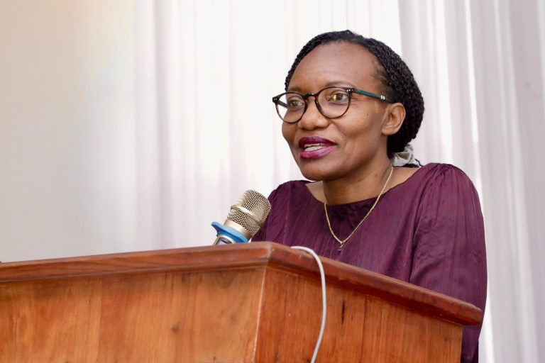 ACHENI MATUMIZI YA POMBE YALIYOKITHIRI ILI KUEPUKA CHANGAMOTO YA AFYA YA AKILI