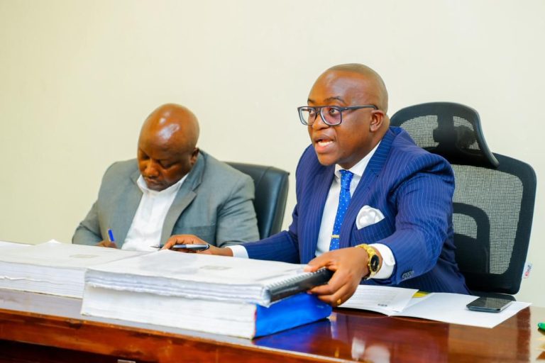 WAZIRI MAVUNDE AONGOZA KIKAO CHA UTATUZI MGOGORO WA HAKI MADINI NA HAKI ARDHI