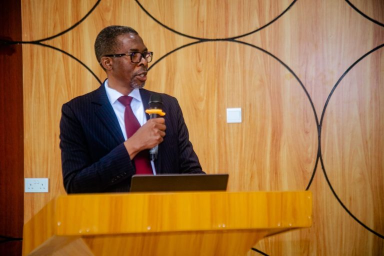 KADONYA AFUNGUA KIKAO CHA ELIMU KATIBA YA EAC