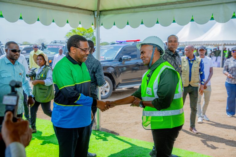MRADI WA UMEME SIMIYU KUFUNGUA FURSA ZA UWEKEZAJI NA KUCHOCHEA SHUGHULI ZA KIUCHUMI WANANCHI