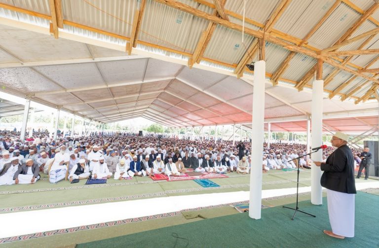 RAIS MWINYI AWATAKA VIONGOZI WA DINI KUIMARISHA AMANI, UMOJA NA MALEZI YA VIJANA