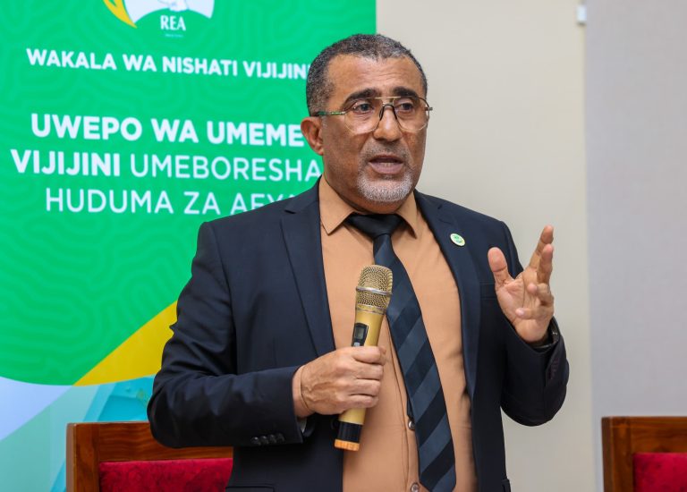 MIRADI YA KUSAMBAZA UMEME VITONGOJINI KUKAMILIKA IFIKAPO MWAKA 2030
