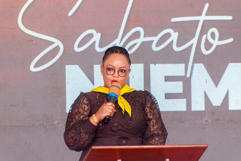 DKT. MUNISI AIPONGEZA SDA KUIMARISHA AMANI NA MSHIKAMANO