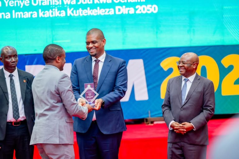 TANESCO YASHIKA NAFASI YA PILI KWA USIMAMIZI BORA WA FEDHA KWA TAASISI ZA UMMA ZA BIASHARA 