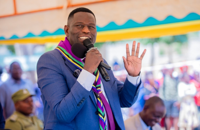 MSTAHIKI MEYA MANISPAA YA KIBAHA AWATOLEA UVIVU WAZAZI NA WALEZI WENYE TABIA YA KURUDI NYUMA KATIKA ELIMU