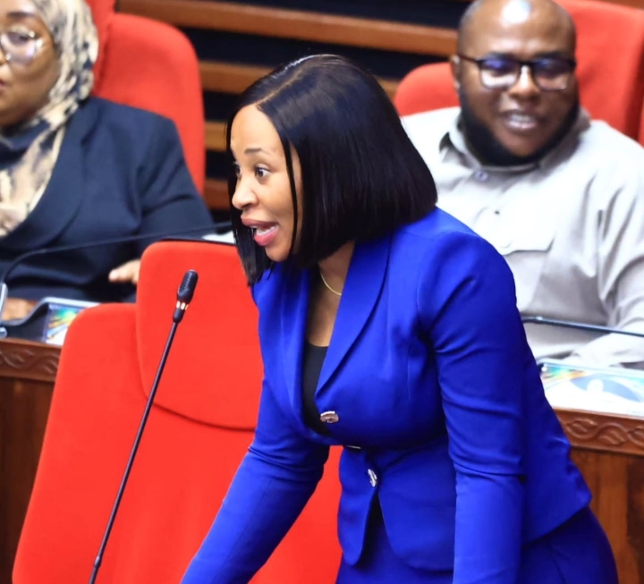 MBUNGE NANCY NYALUSI AWAWEZESHA WANAWAKE KATA YA ULANDA SH. MILIONI 3