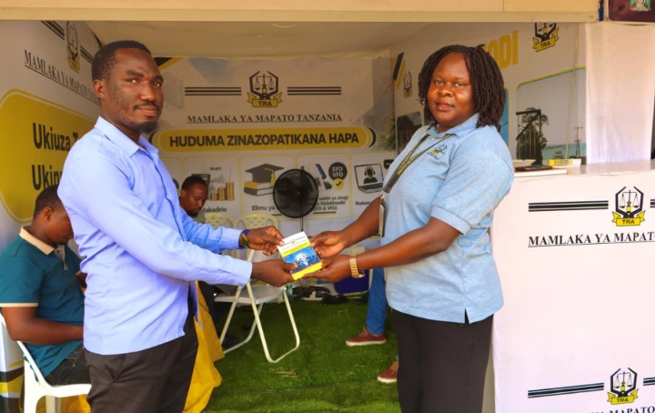 DC KOLOMBO AWATAKA WANANCHI KUWA MABALOZI WA MATUMIZI YA RISITI ZA KIELEKTRONIKI